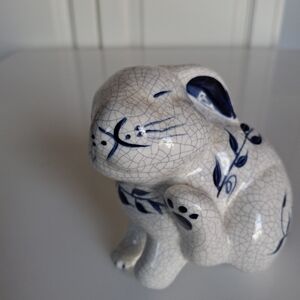 Dedham Potting Shed Rabbit Figurine